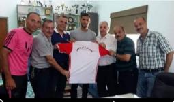 صورة أرشيفية، من توقيع أبو عبيدة للرياضي