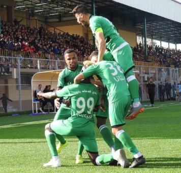 احتفال لاعبي خدمات رفح