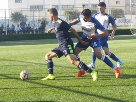 جانب من لقاء الشاطئ والهلال