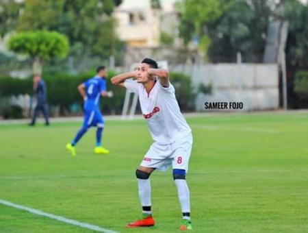 اللاعب عبد الرحمن وشاح